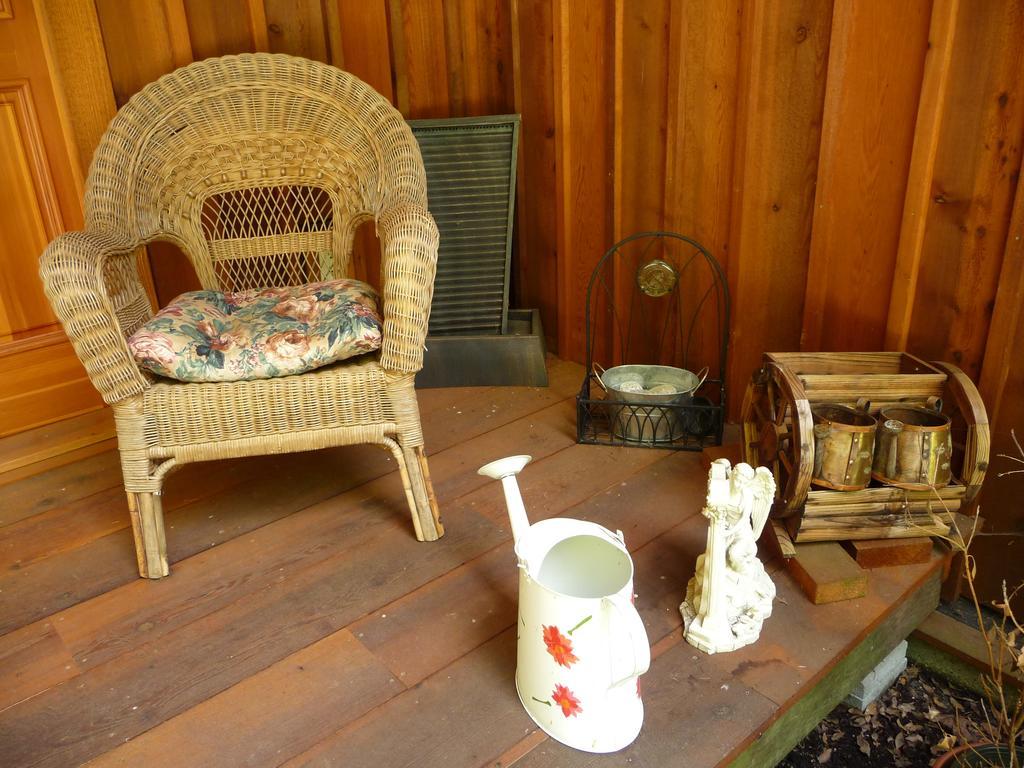 Davis Brook Retreat Bed & Breakfast Sechelt Luaran gambar