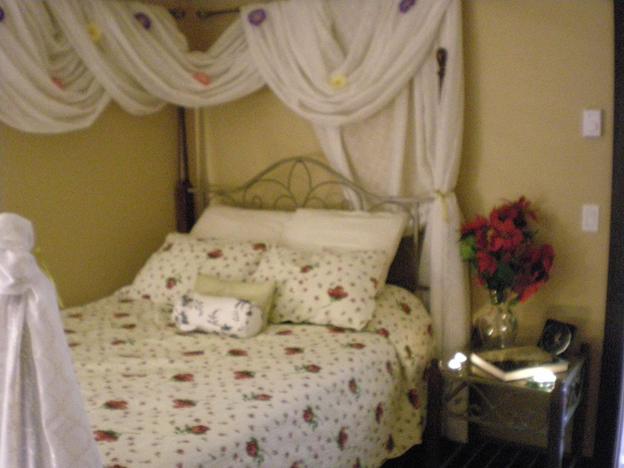 Davis Brook Retreat Bed & Breakfast Sechelt Luaran gambar